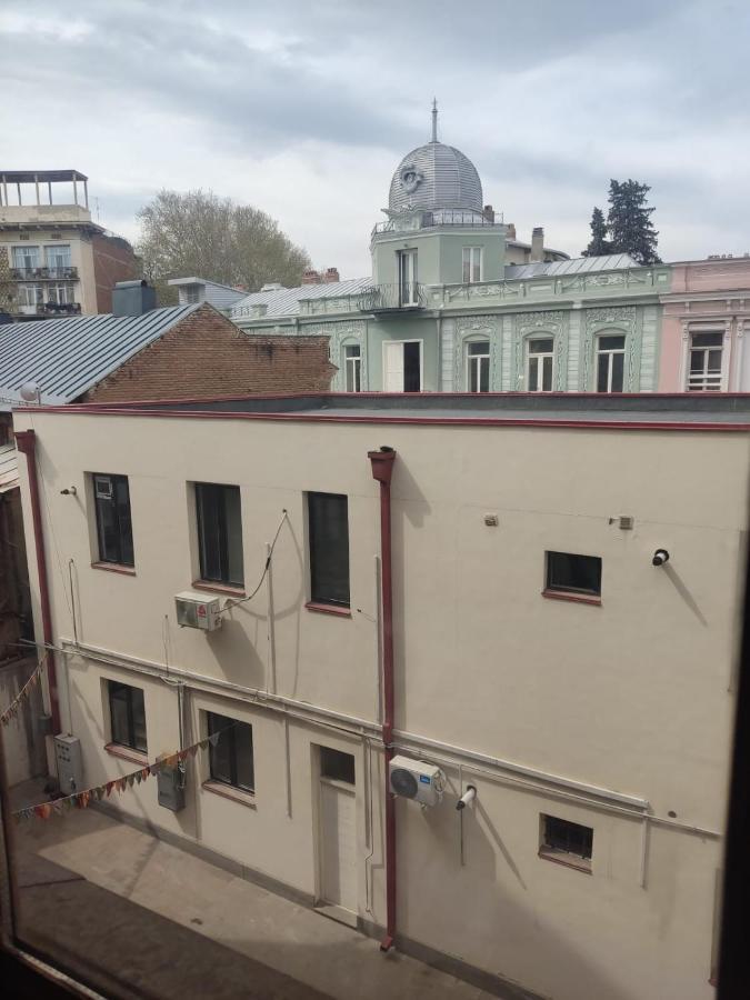 Ahmashenebeliapart Tbilisi Exterior foto
